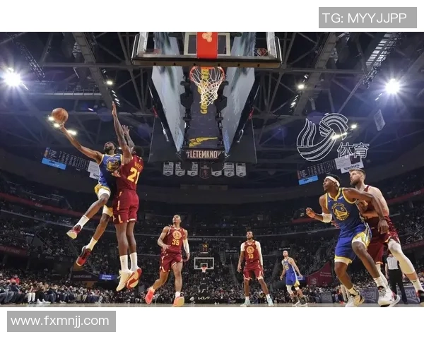 篮球架下的热血对决 NBA赛场的巅峰对抗与传奇瞬间